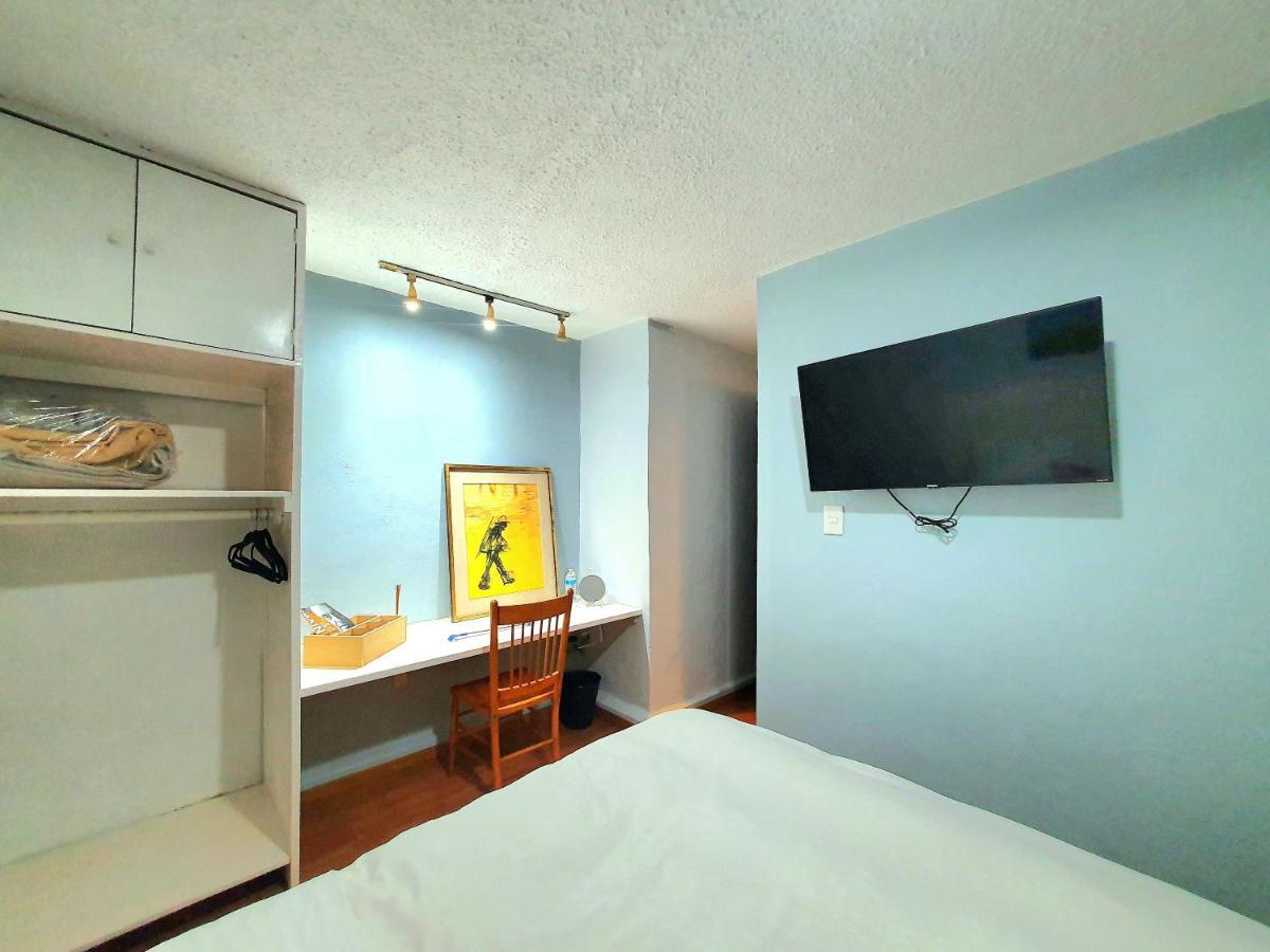 Lindas Suites Eugenio Sue メキシコシティ エクステリア 写真