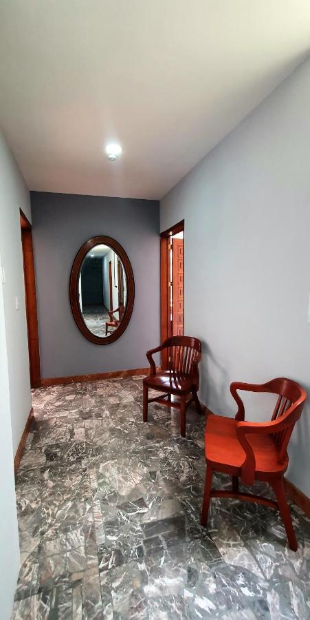 Lindas Suites Eugenio Sue メキシコシティ エクステリア 写真