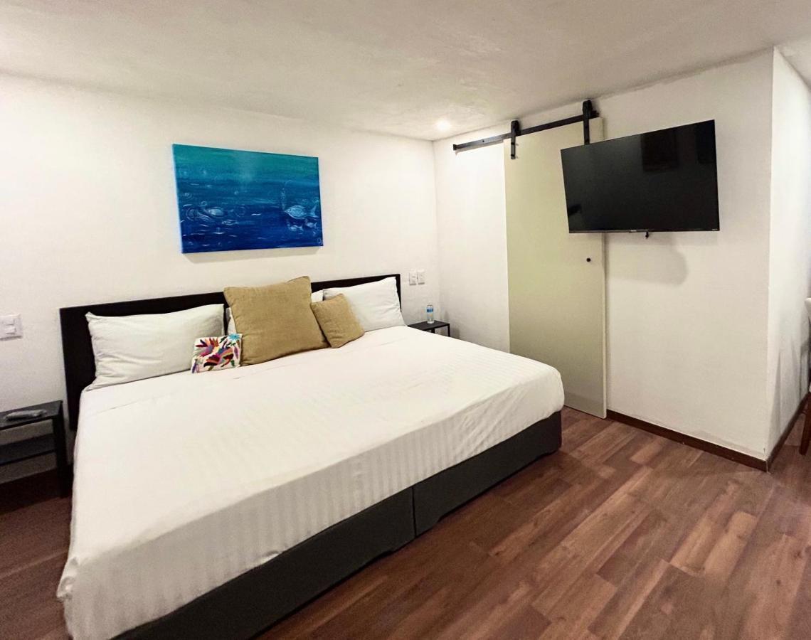 Lindas Suites Eugenio Sue メキシコシティ エクステリア 写真