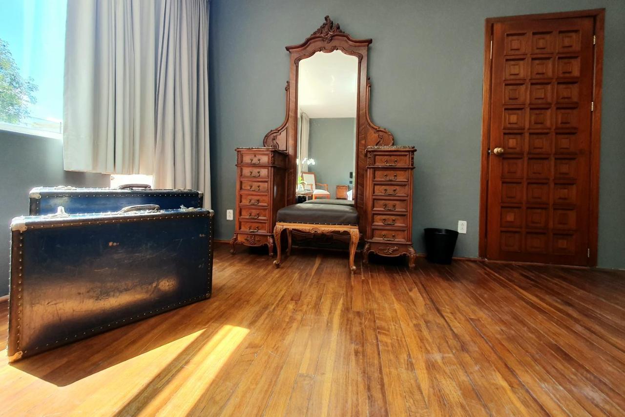 Lindas Suites Eugenio Sue メキシコシティ エクステリア 写真