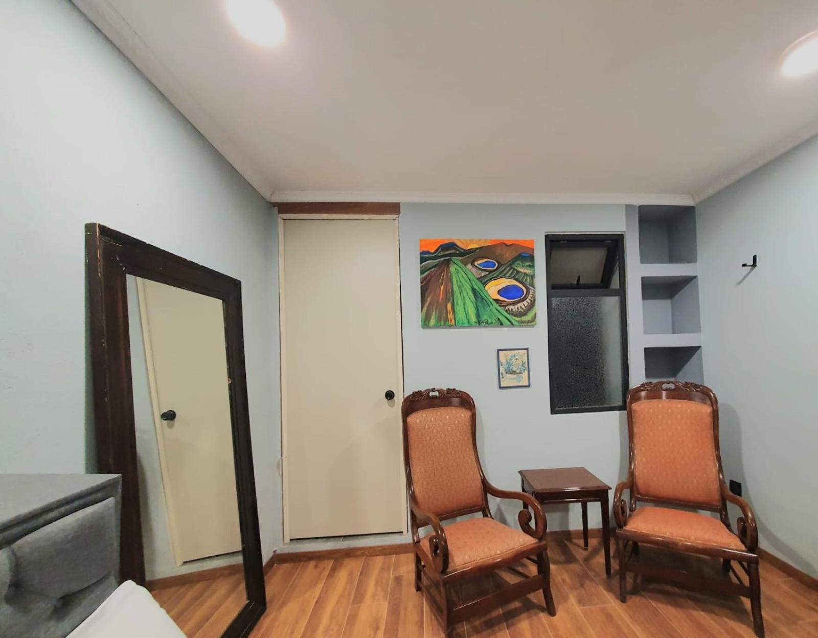 Lindas Suites Eugenio Sue メキシコシティ エクステリア 写真
