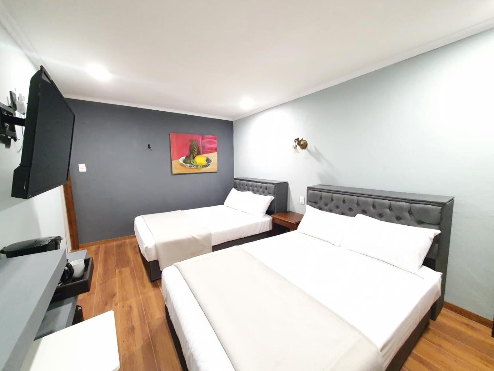 Lindas Suites Eugenio Sue メキシコシティ エクステリア 写真
