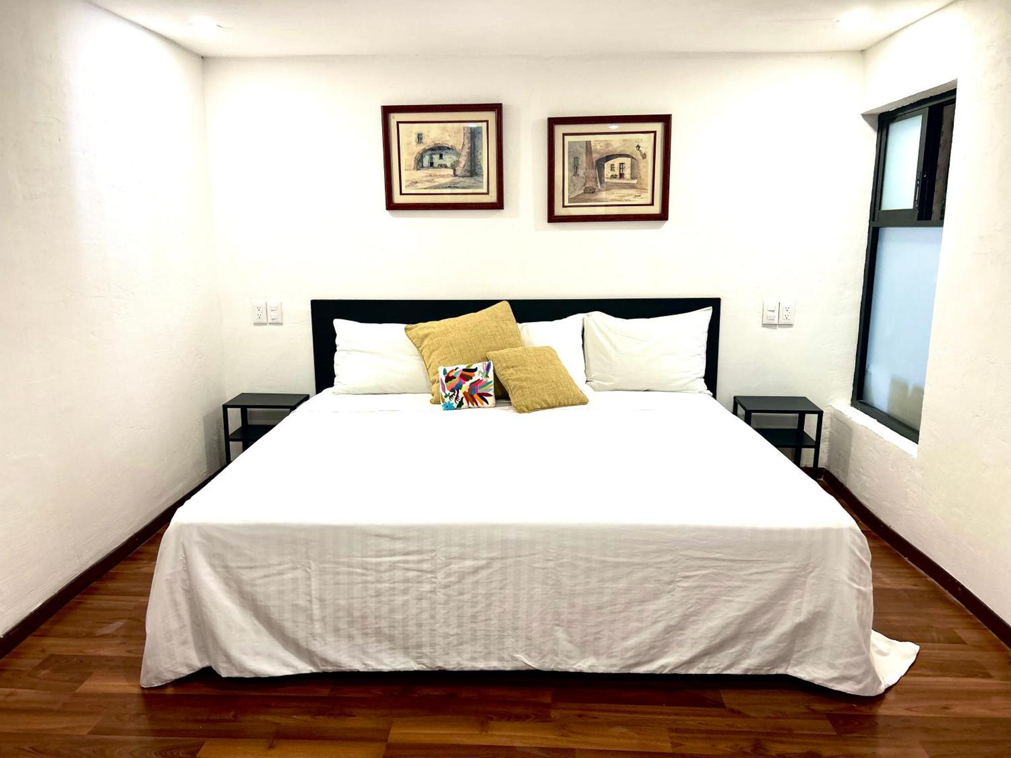 Lindas Suites Eugenio Sue メキシコシティ エクステリア 写真